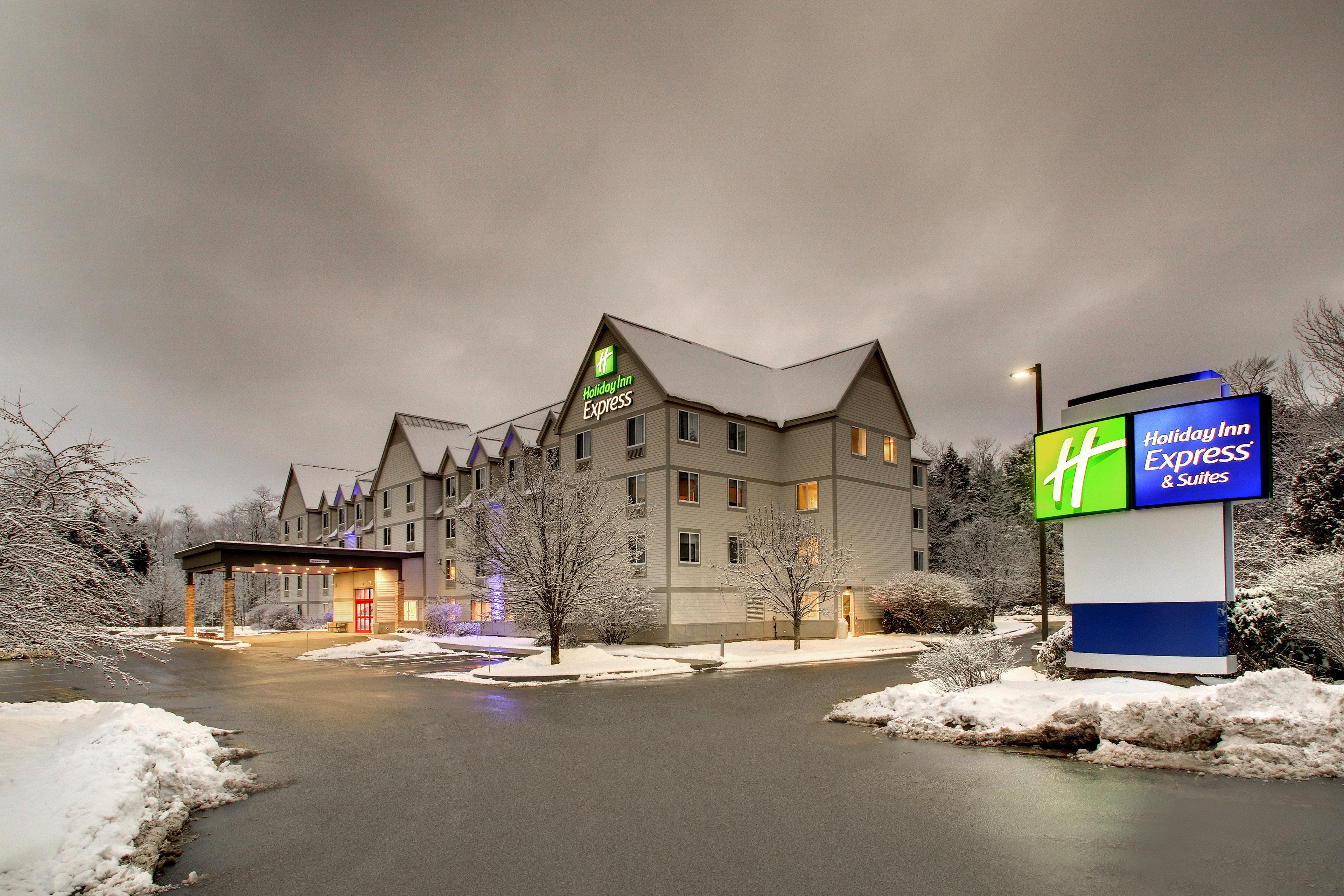 Holiday Inn Express & Suites - Lincoln East - White Mountains By Ihg Exteriér fotografie