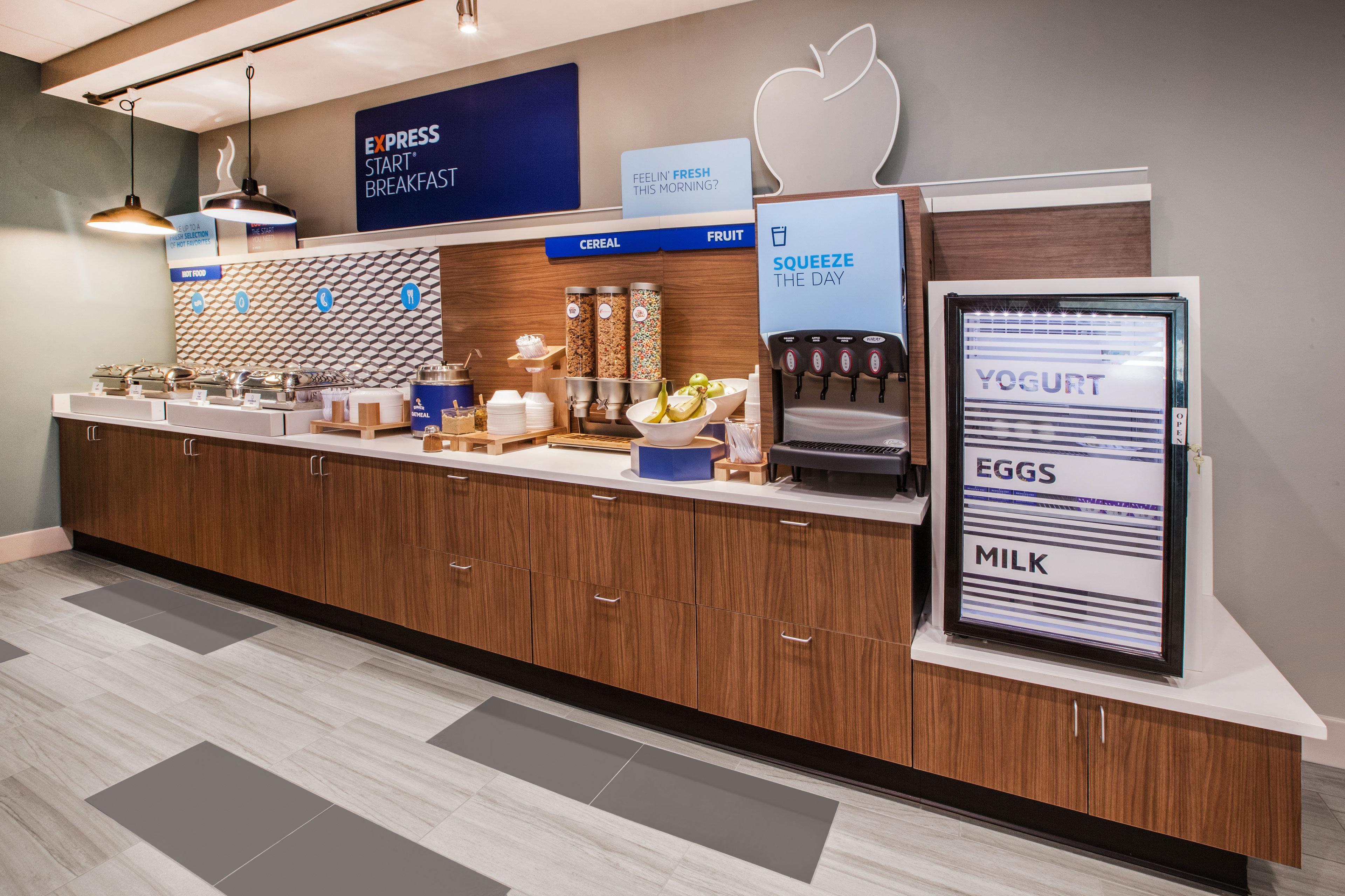 Holiday Inn Express & Suites - Lincoln East - White Mountains By Ihg Exteriér fotografie
